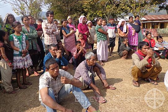 Diphu Diocese Distributes Aid to Victims of Communal Violence