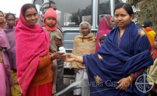 Believers Church Jasidih Diocese distributes blankets and vitamins