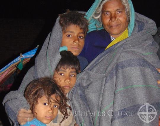 Believers Church Lucknow Diocese distributes blankets