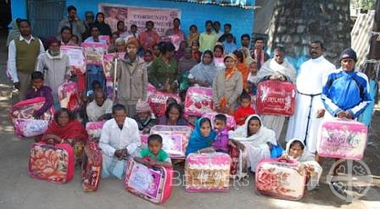 Ranchi Diocese Distributes Blankets to Leprosy Patients