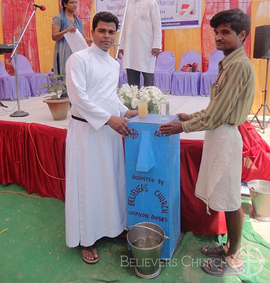 Lucknow Diocese Celebrates World Water Day by Providing Pure Water 