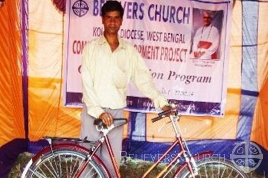 544 People Benefits from Poverty Alleviation Program in Kolkata Diocese