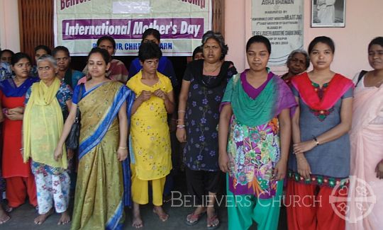 Women’s Fellowship Celebrates Mother’s Day in an Old Age Home