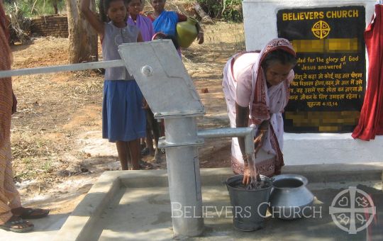 Diocese of Jasidih Installs Bore Wells for the Villagers Facing Water Crisis