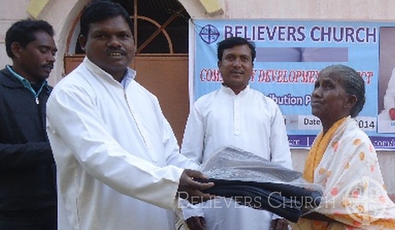 275 People Receive Blankets in Diocese of Ranchi