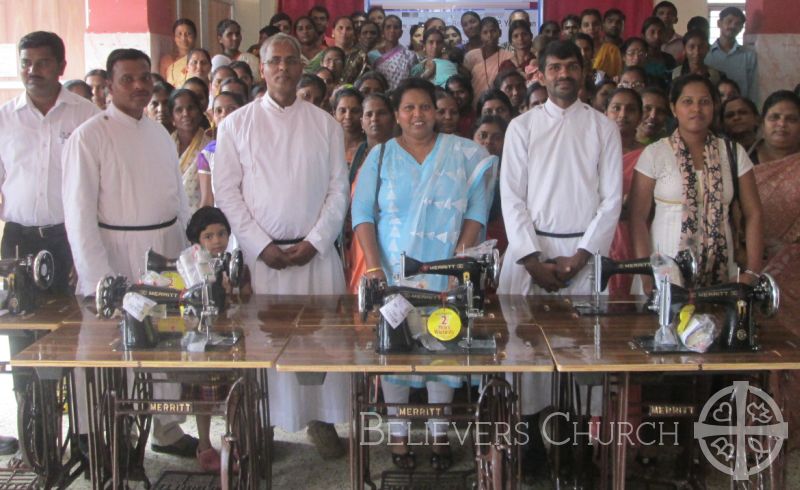 80 Women Receives Sewing Machine in Diocese of Bengaluru