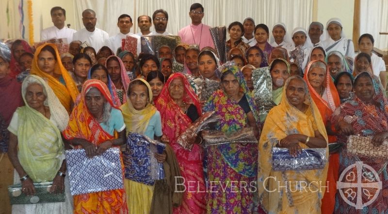 100 Widows Receive Saris from Bishop M.A. Lalachan on Women’s Day