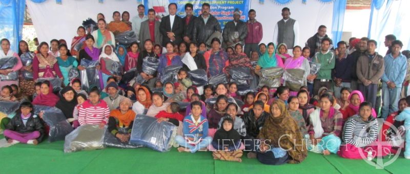 MLA Distributes Blankets to 300 People in Uttarakhand